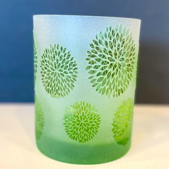 Source Unknown Other - Chrysanthemum Etched Lime Frosted Glass Vase 6” Tall